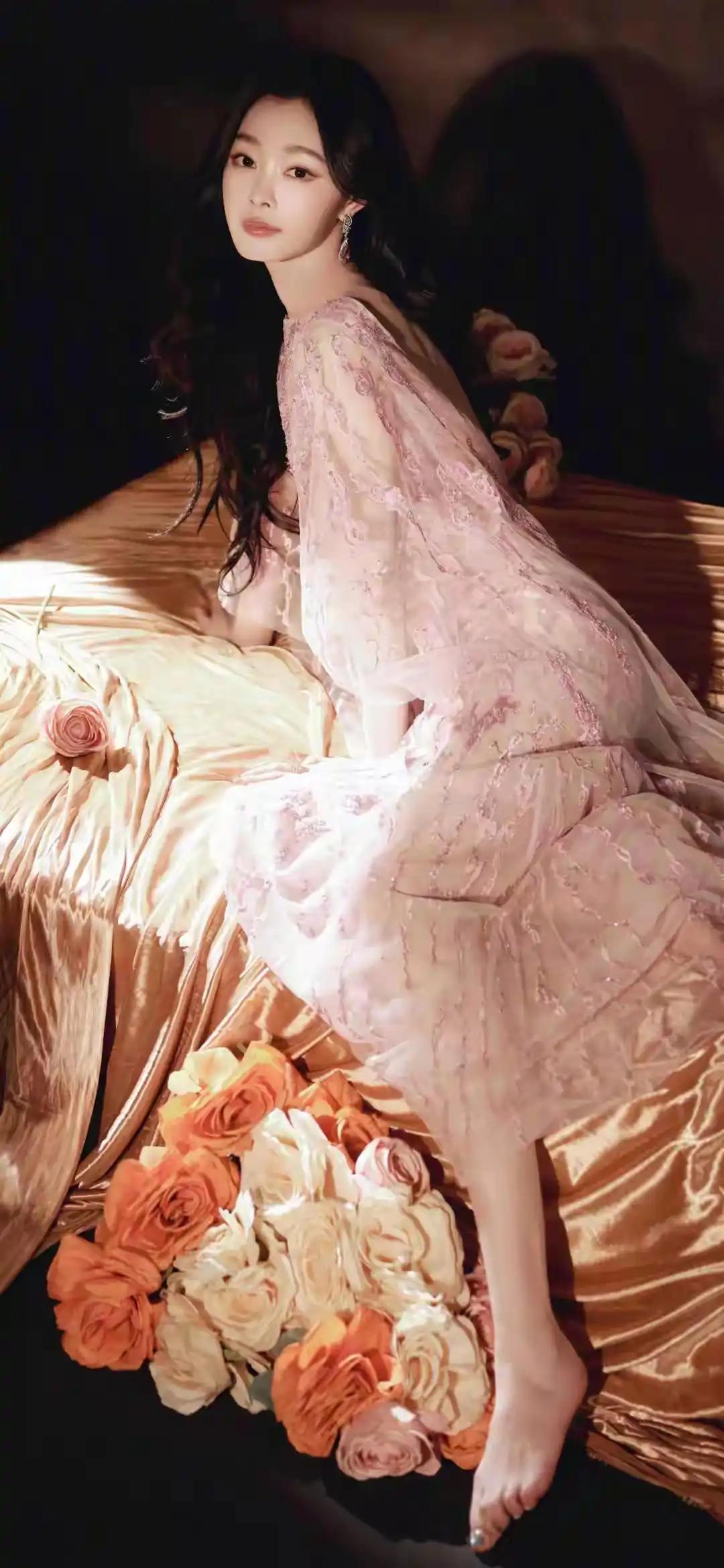 我的今日状态：😁轻松愉快
我这里的天气：☀️晴天