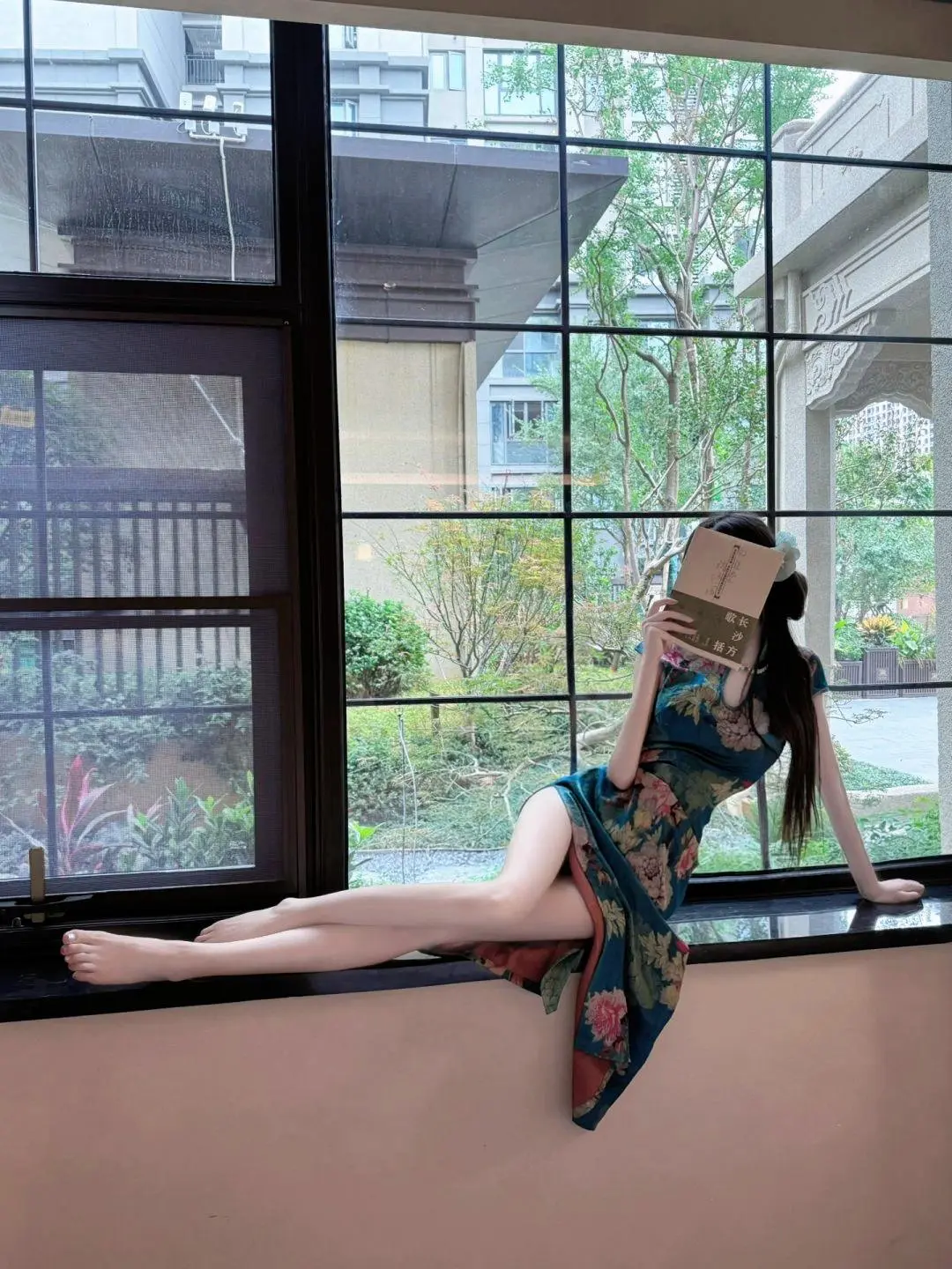 旗袍 古典美 秋冬旗袍的中式美学 国风古韵