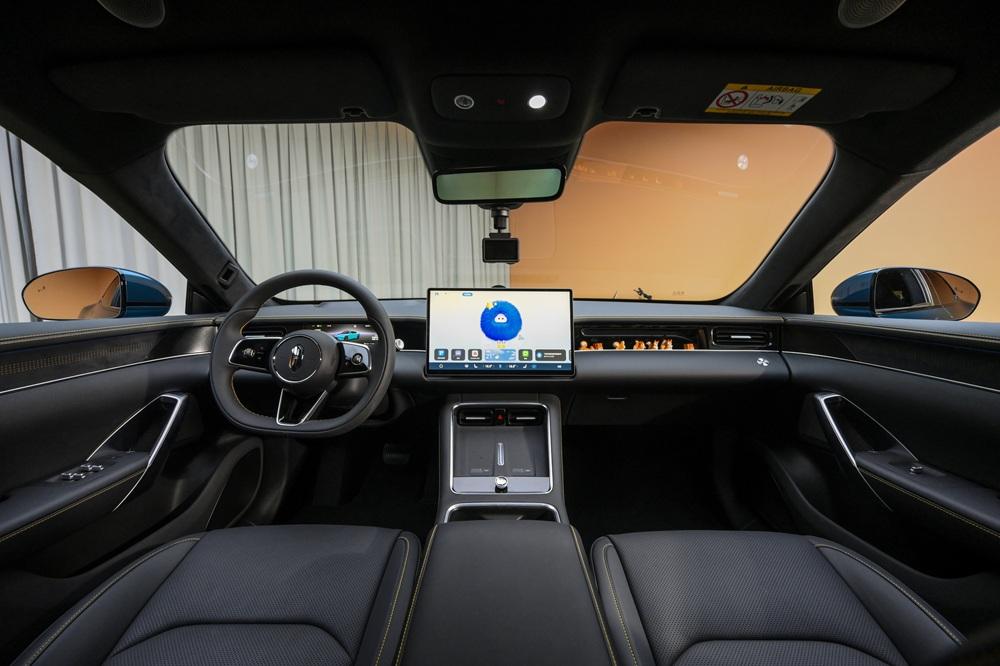 尚界Z7T：猎装不只是姿态，更是年轻人的“移动生活间”
静态看过尚界Z7和Z7T