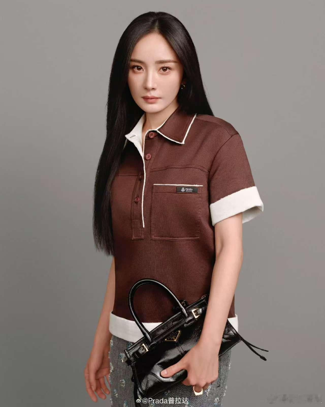 杨幂EPPRADAPrada宣布演员杨幂出任代言人Prada宣布演员杨幂出任代言