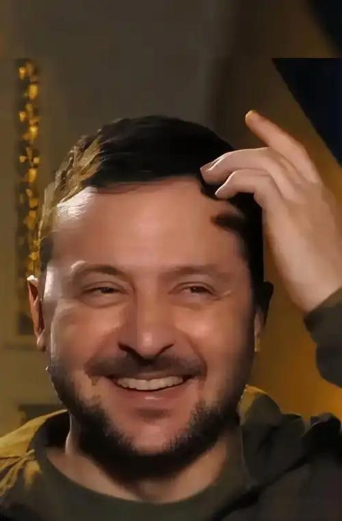 这话明面上是说给乌克兰人听的，实际是喊给某些人听的：
对普京：