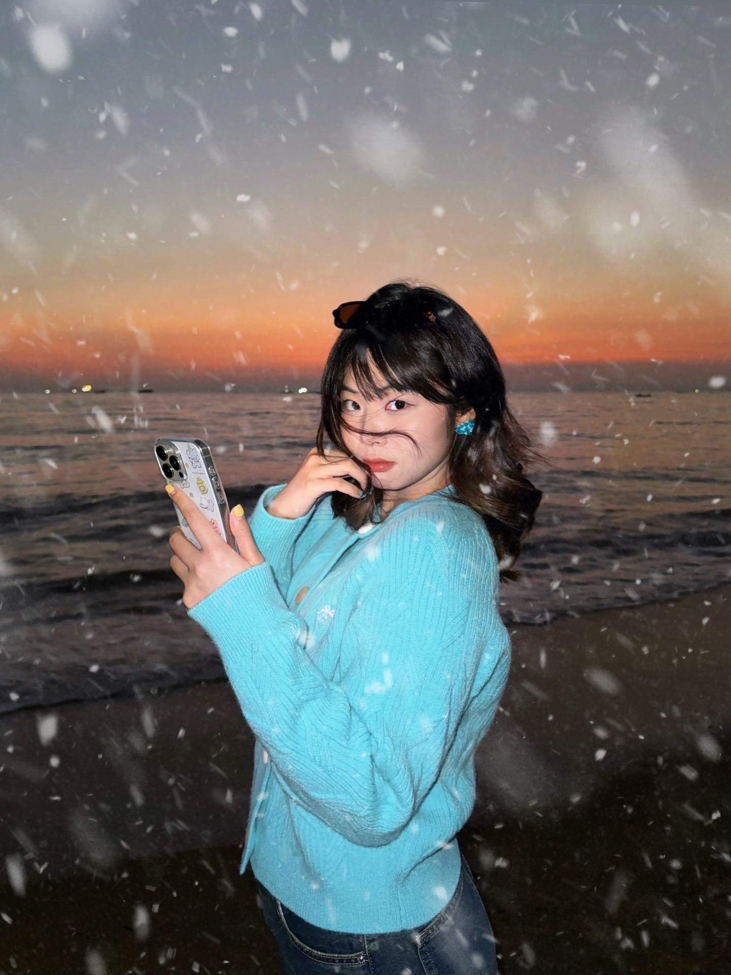 打火机与公主裙。