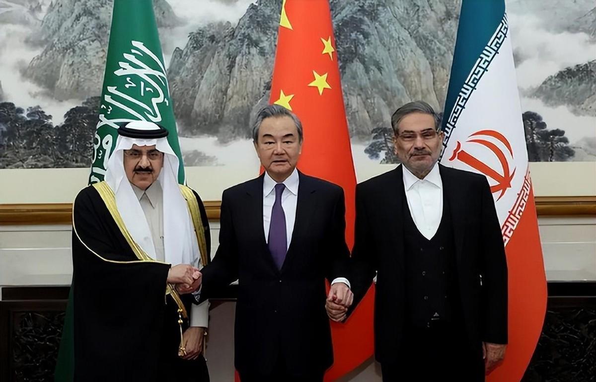 沙特和伊朗这对千年冤家，居然要在红海搞联合军演了！谁也没想到，这两个势如水火的国