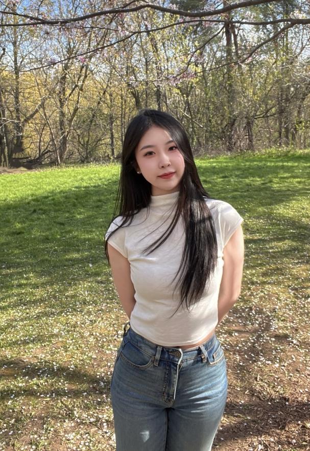 此情此景，请老师看图为其写首诗如何？