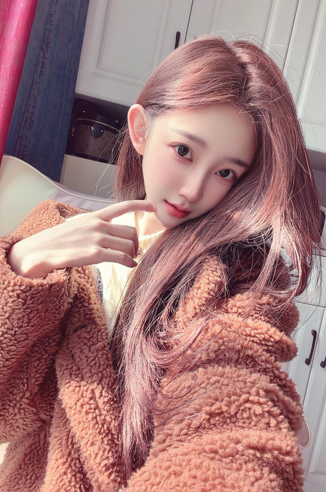 这辈子最大的遗憾就是亲不到自己的脸