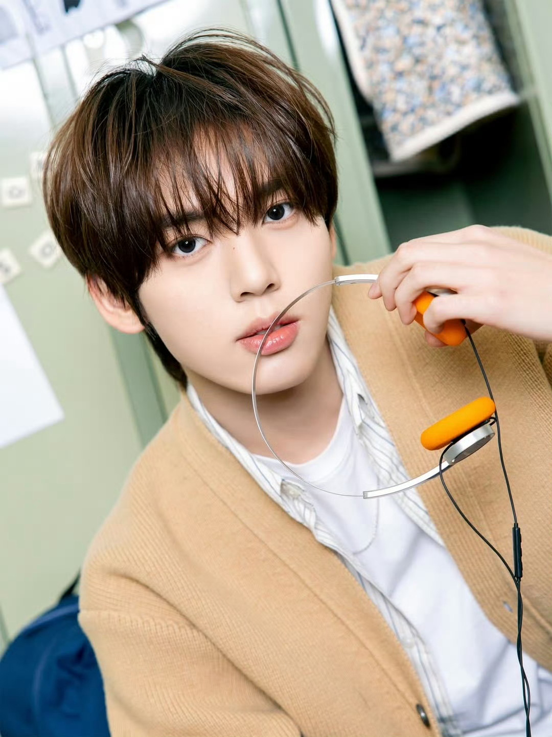 乐华新男团AND2BLE出道概念照 