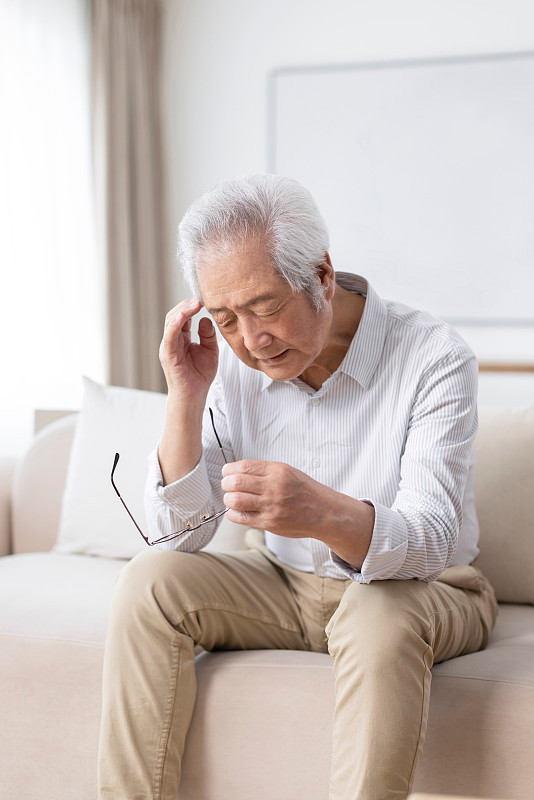 三高到心衰重在阻抑心血管事件链通络药物干预心血管事件链专家共识英文版新加坡发布心