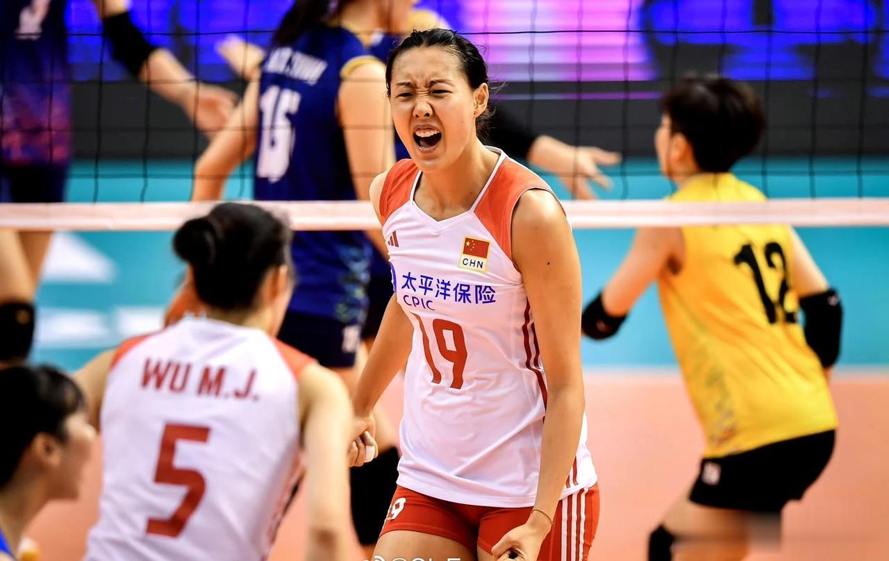 【泰国女排3-2险胜日本晋级亚锦赛决赛！明晚19点中国女排vs泰国女排！】

2