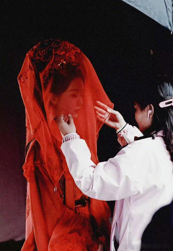 #刘诗诗 东方淮竹嫁衣造型#《狐妖小红娘竹业篇》大婚的东方淮竹，一姐真的能hol