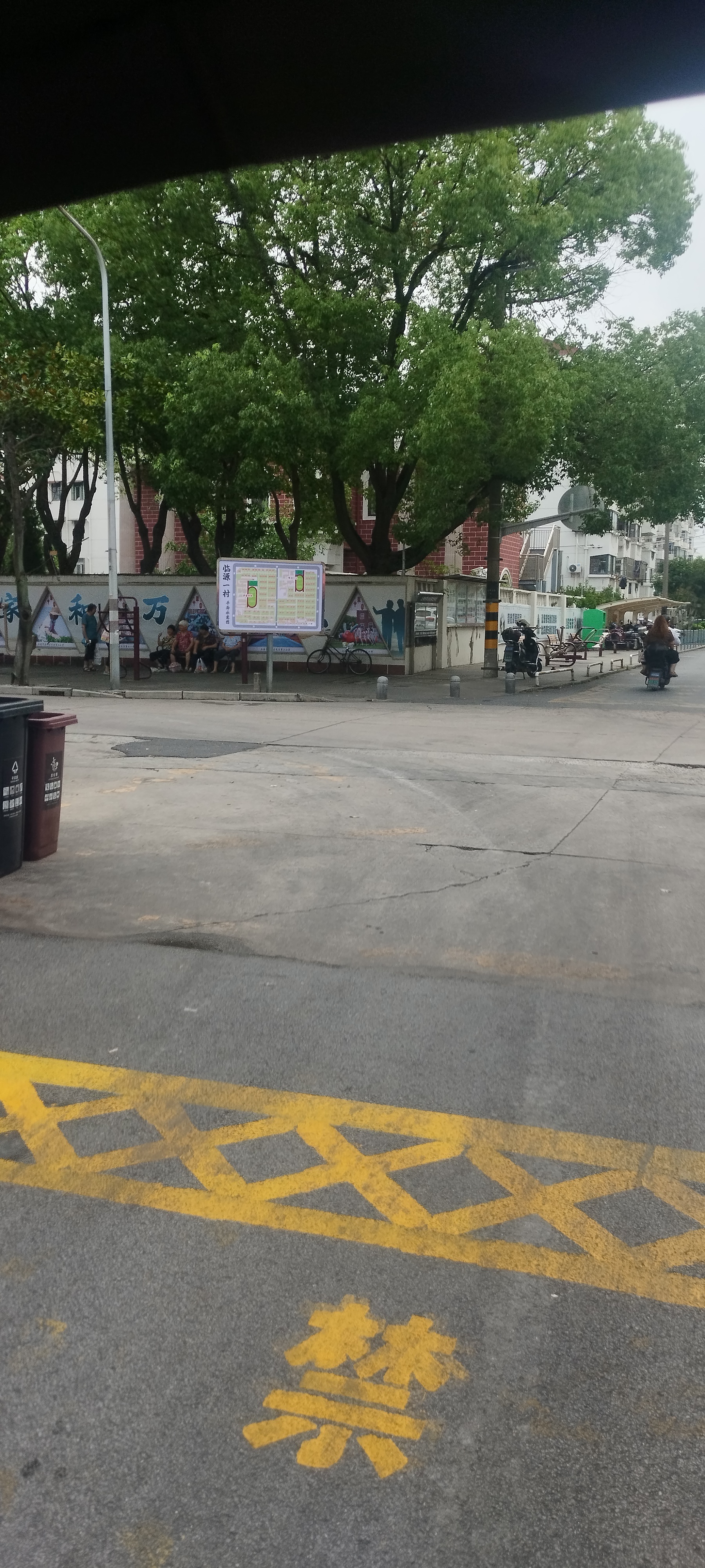 下雨天，雨点都很浪漫 