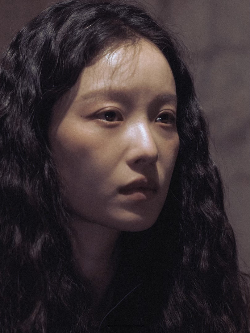 倪妮又有人生镜头了 倪妮这段表演，把任小名的复杂演活了。她爱妈妈，但也怨妈妈；她