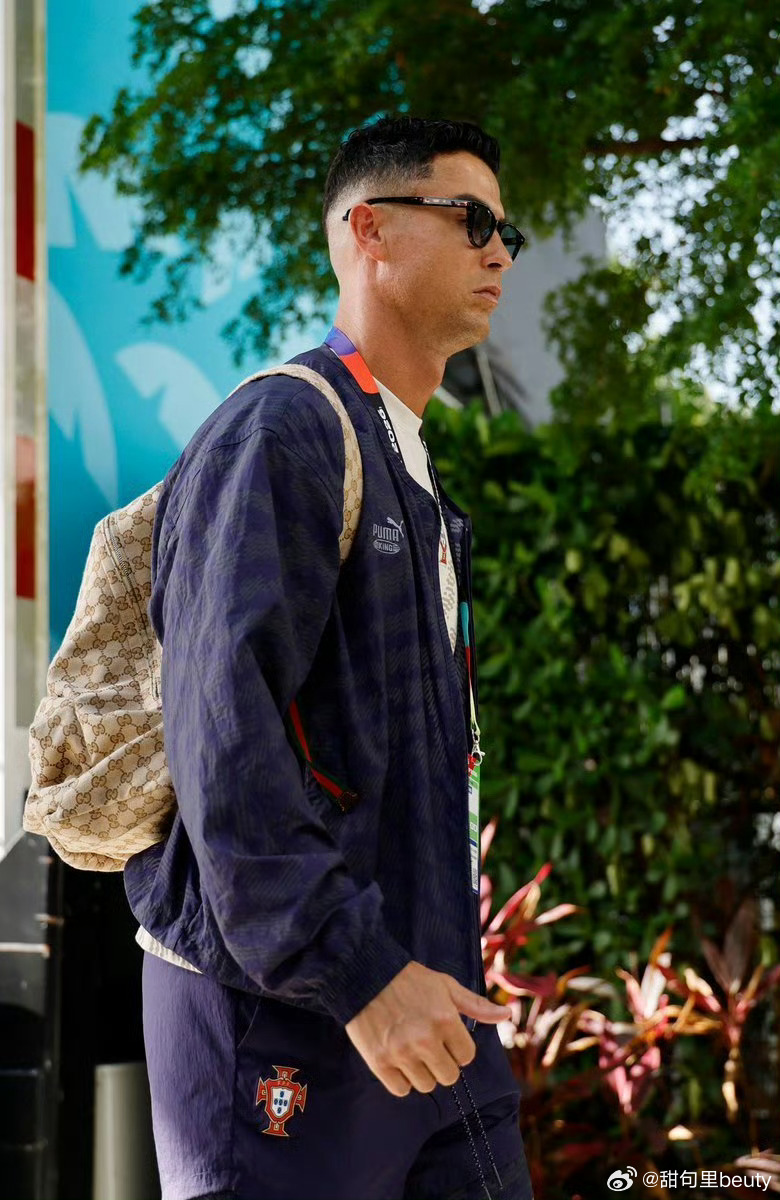 C罗第25次世界杯出场C罗世界杯连续3场首发世界杯小组赛第三轮，葡萄牙对阵哥伦比