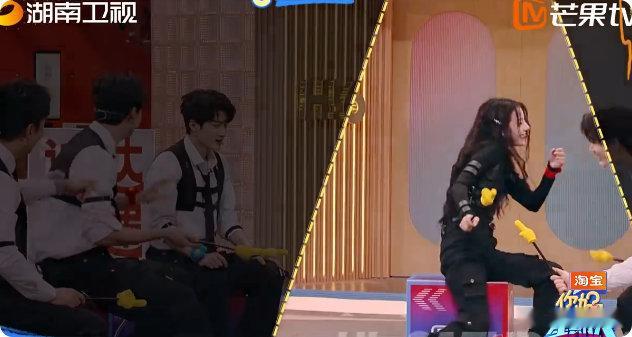 救命！迪丽热巴这波弹射太惊艳，全程默默准备，听到信号直接冲，机会留给有准备的人。