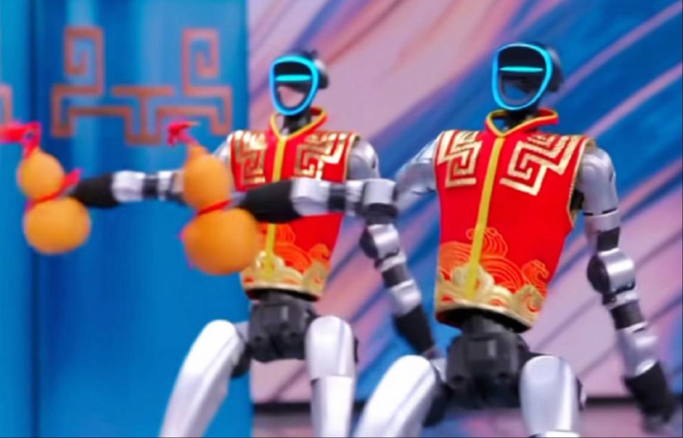 机器人全面入 侵春晚，
为什么前面几个节目，
都有机器人的身影？

说白了就是为