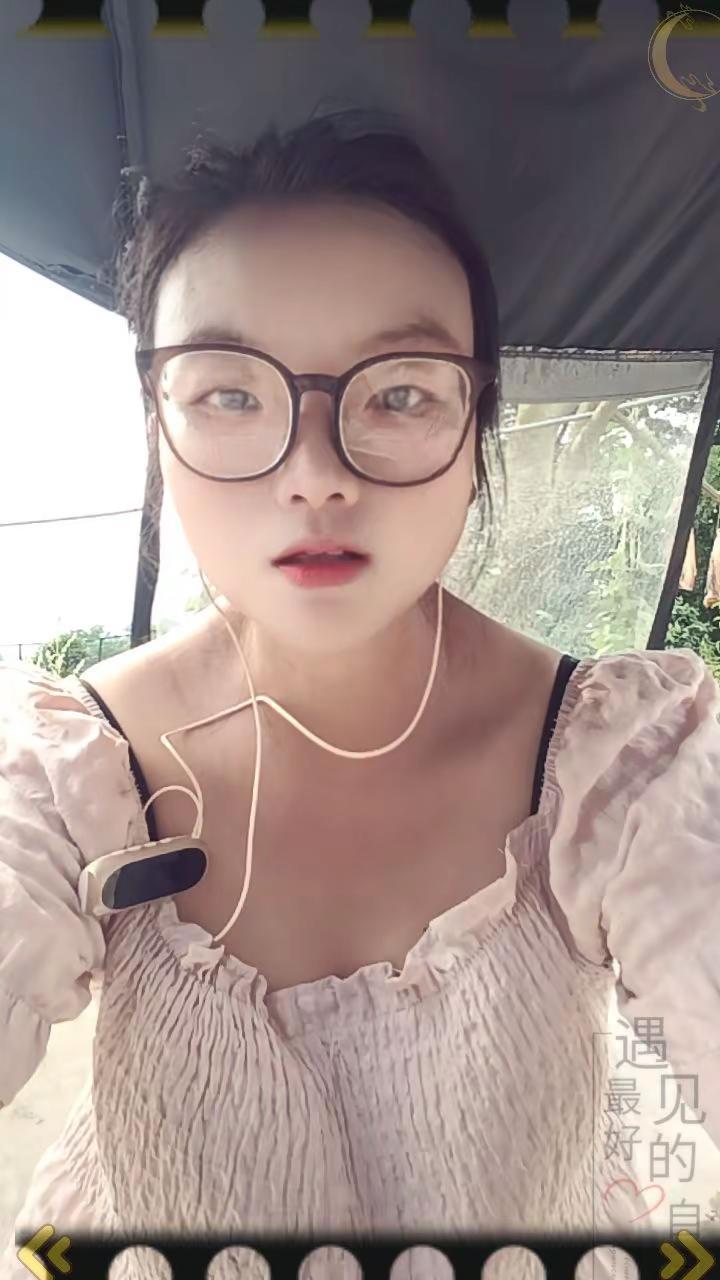 状态是女人最好的风水 自信是女人最好的化妆品