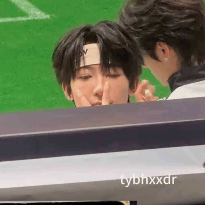 （T∧T） 