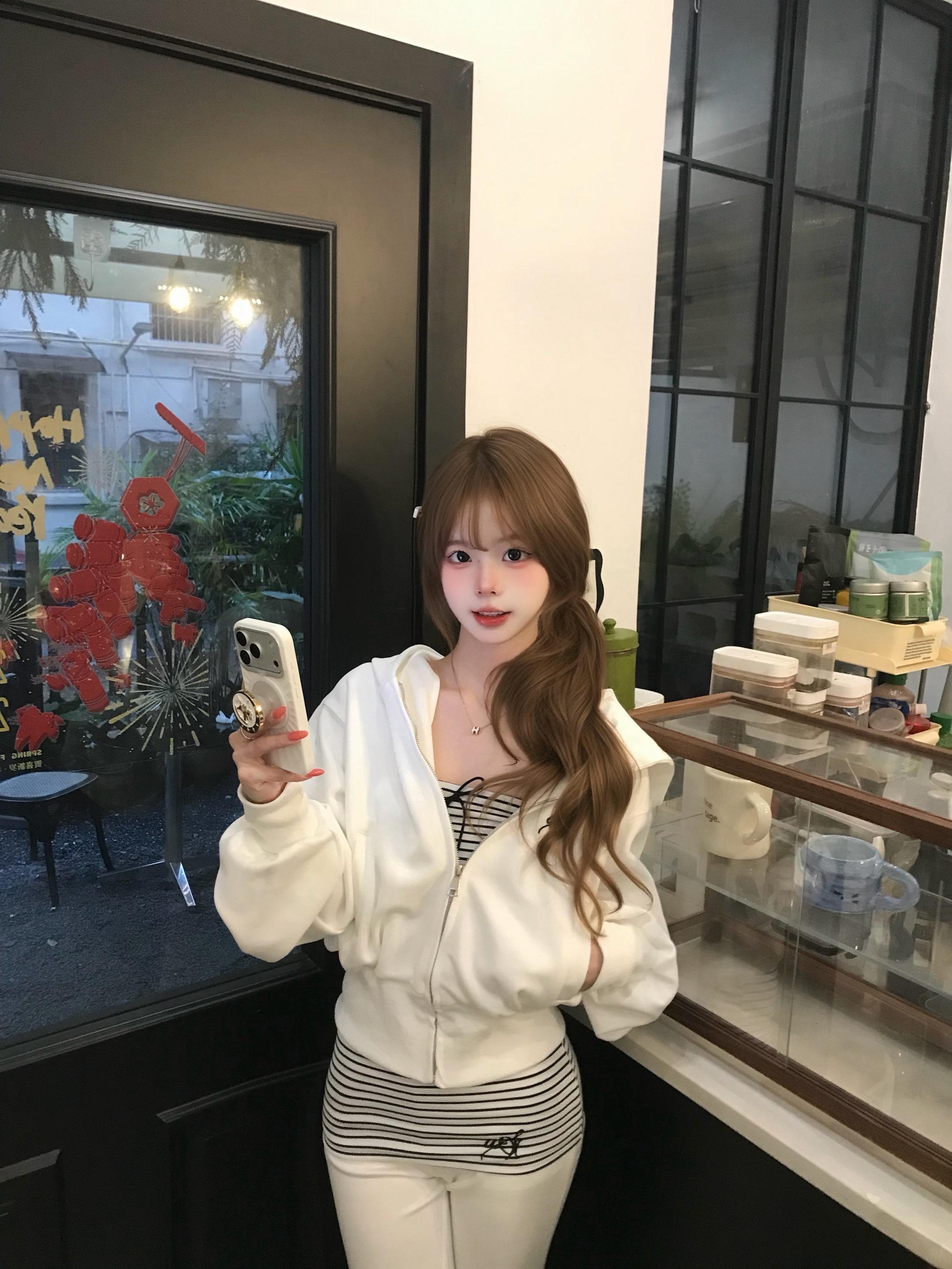 其实每天都是T^T的 和你见面会变成˶>𖥦<˶