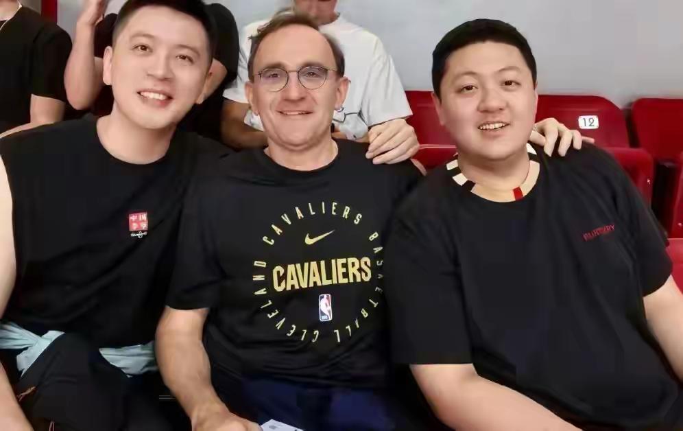 乌戈才是辽宁男篮战胜广东男篮的最大功臣？乌戈确实让人信服，深谙中国的人情世故，做