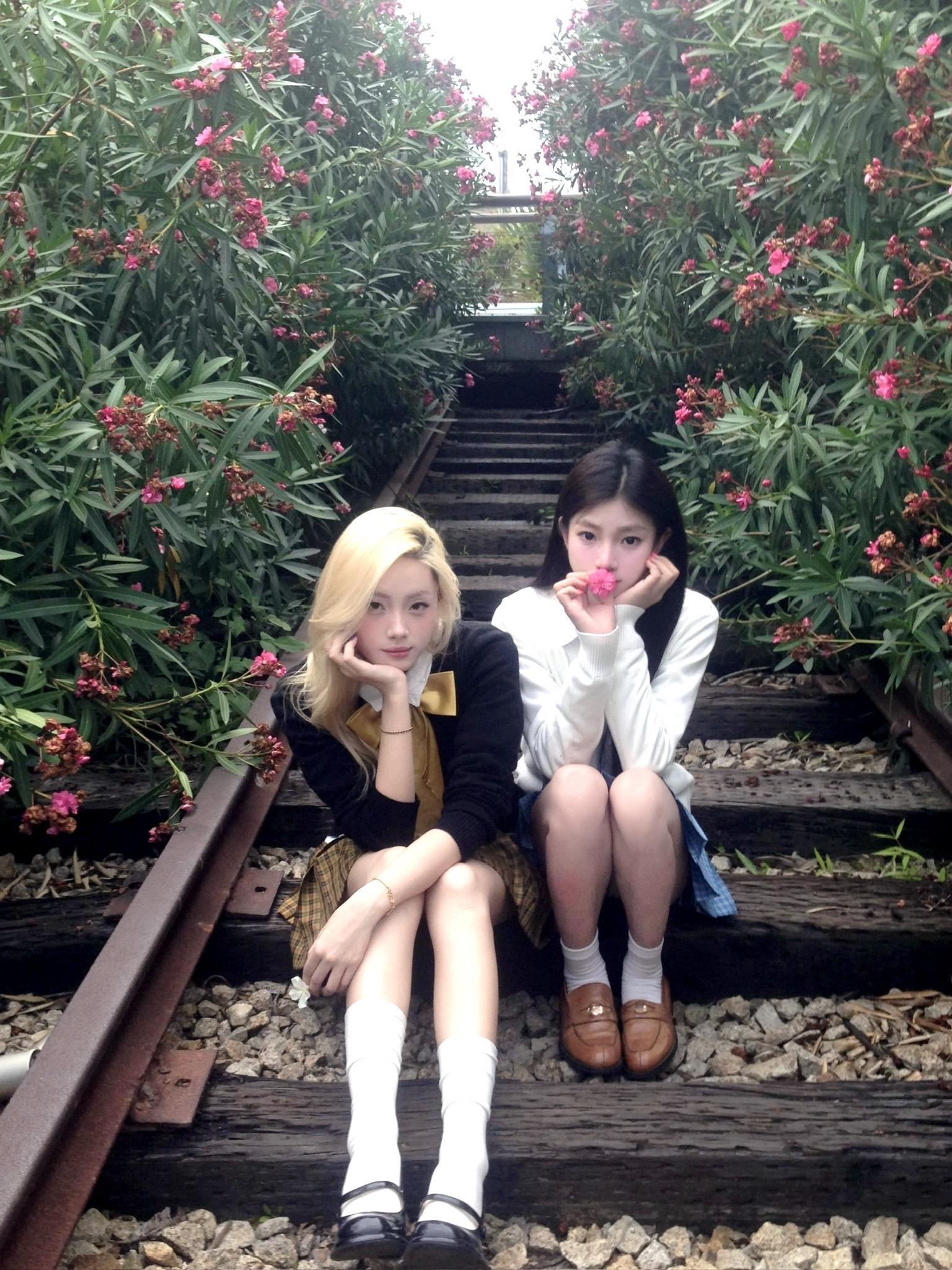 世界不停转动 直到我们相逢