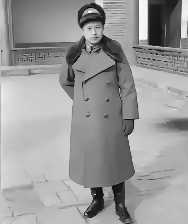 1943年，国军上将于学忠被两万日伪军围住，突围路线全被预判。危急时刻，少将魏凤