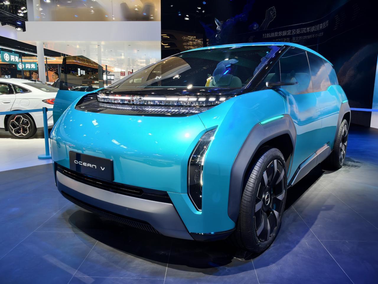 海洋全新概念车Ocean-V。

在北京车展全球首发的家庭移动生活魔方OCEAN