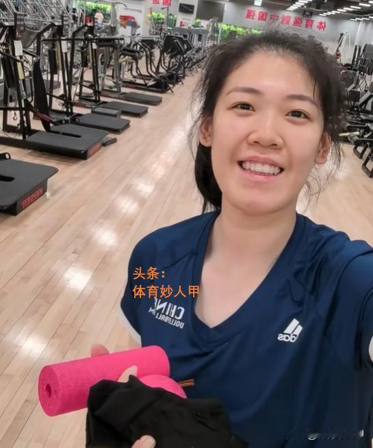 高水平！李盈莹写了一段祝福高考同学的话，一口气用了5个成语。球迷：妹妹球打得好，