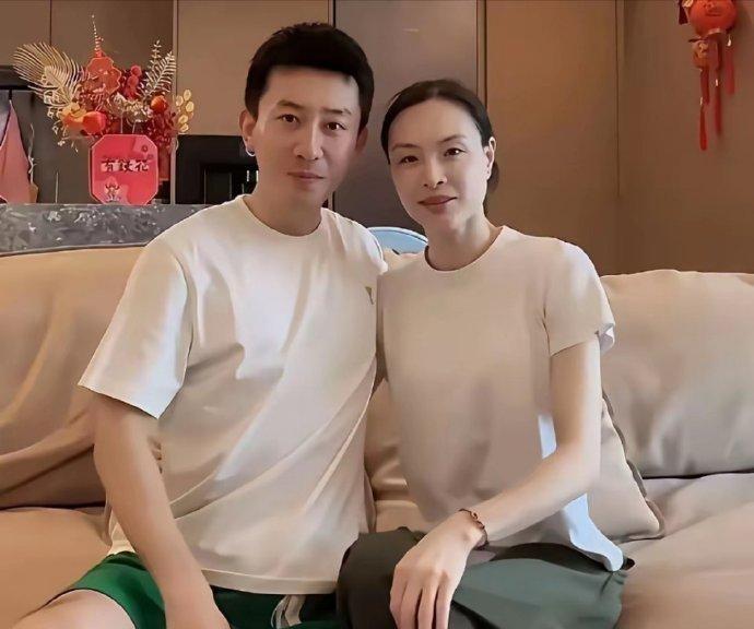 同样都是跳水女皇，郭晶晶嫁入豪门，吴敏霞咋偏偏选了个“普通帅哥”？难道真不图钱只