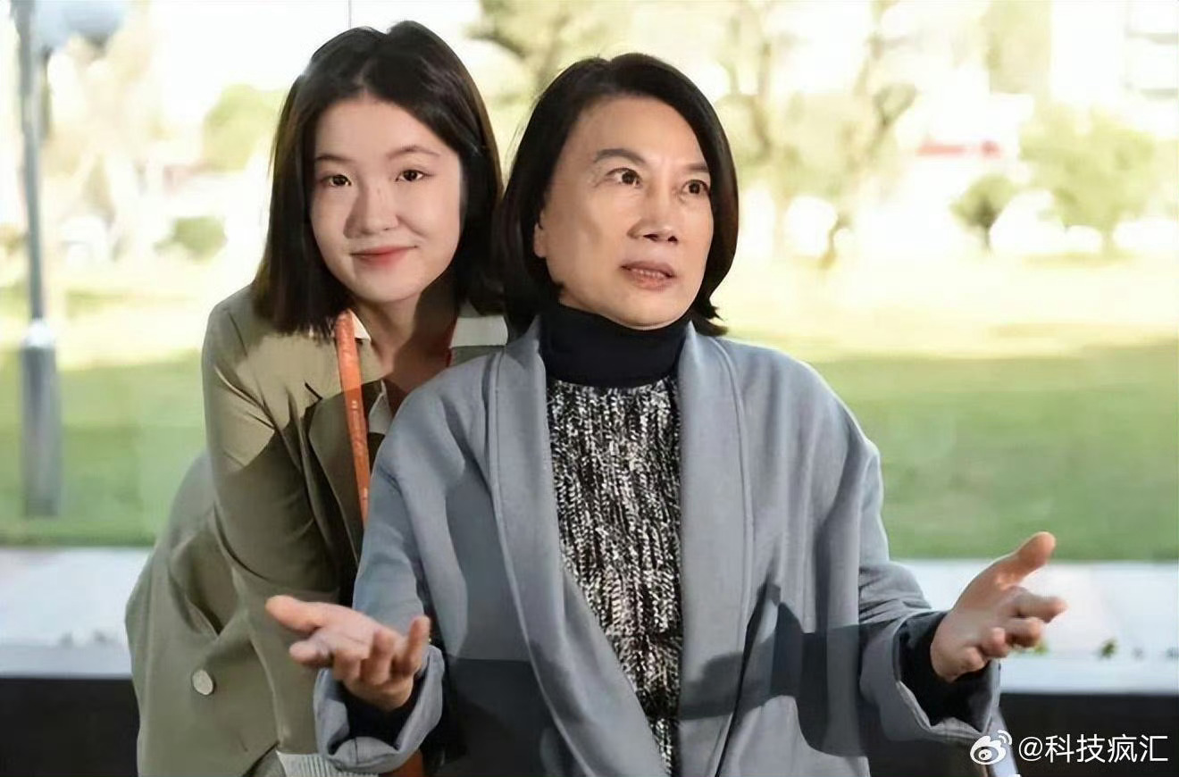 格力确认董明珠孟羽童将合体直播如果是为了流量 你还是找王自如合体流量大 ​​​