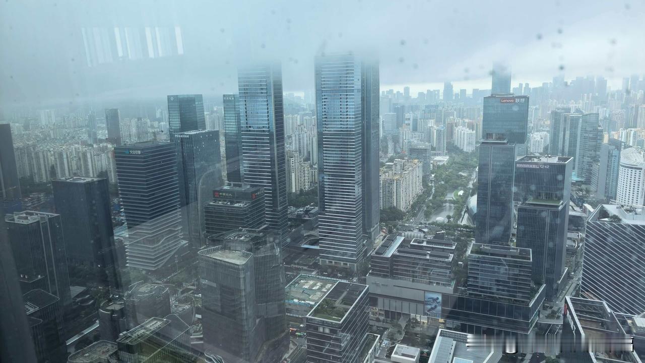 来深圳出差了，老大说是学习人工智能，让我们长见识，正好我这北方人也来亲自感受一下