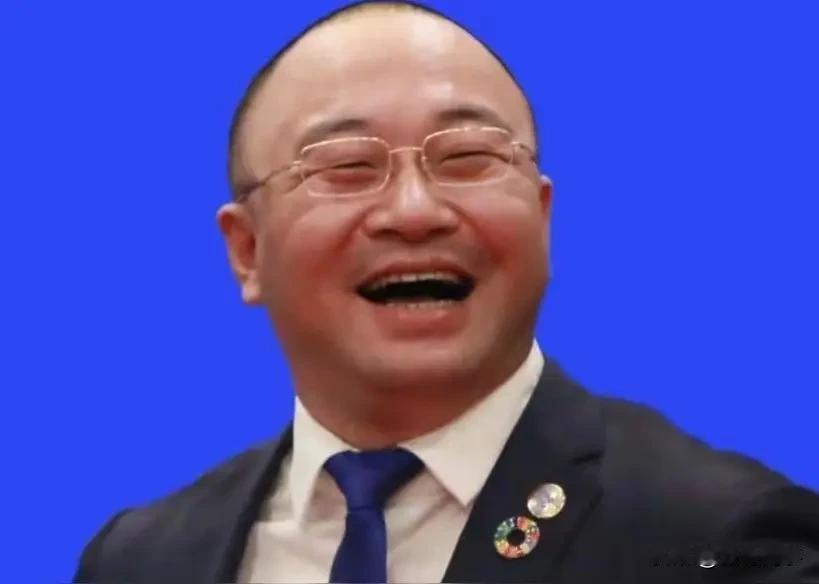 阿宇说东方阿保有大问题，质问全网收过阿保礼物的主播，他回不来，现在在里面呢，桃子