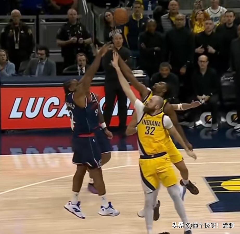 快船一分险胜步行者，真的是极具戏剧性
快船全场被压着打，最后时刻还是小卡0.4秒