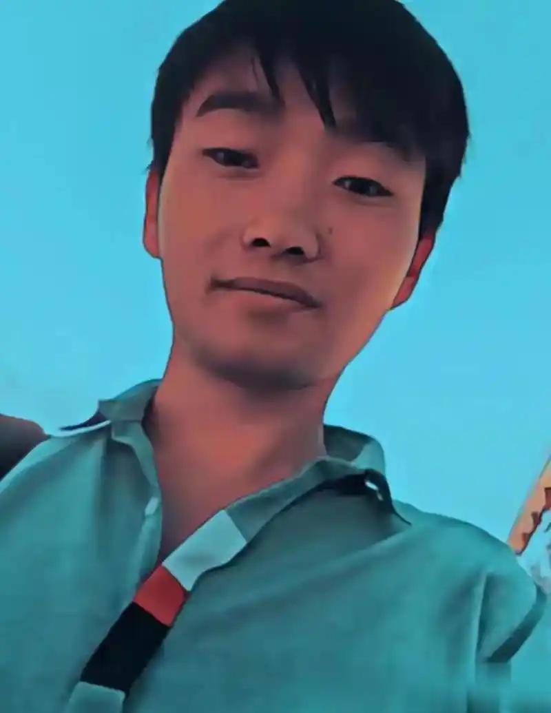 一段醍醐灌顶的话：“人教人，教不会；事教人，一次就够。有些跟头，不摔一次，你永远