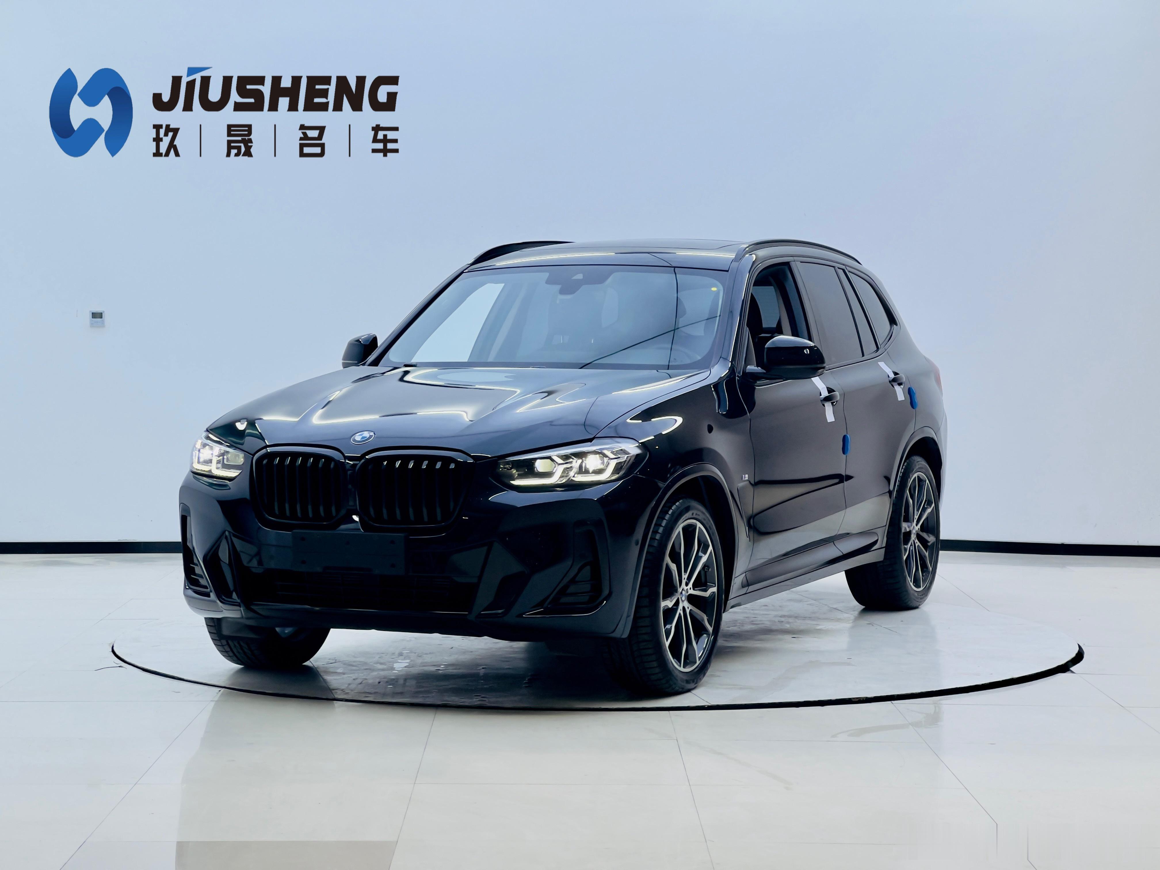 【车辆名称】2022款 宝马X3 xDrive30i 领先型 M曜夜套装【上牌时