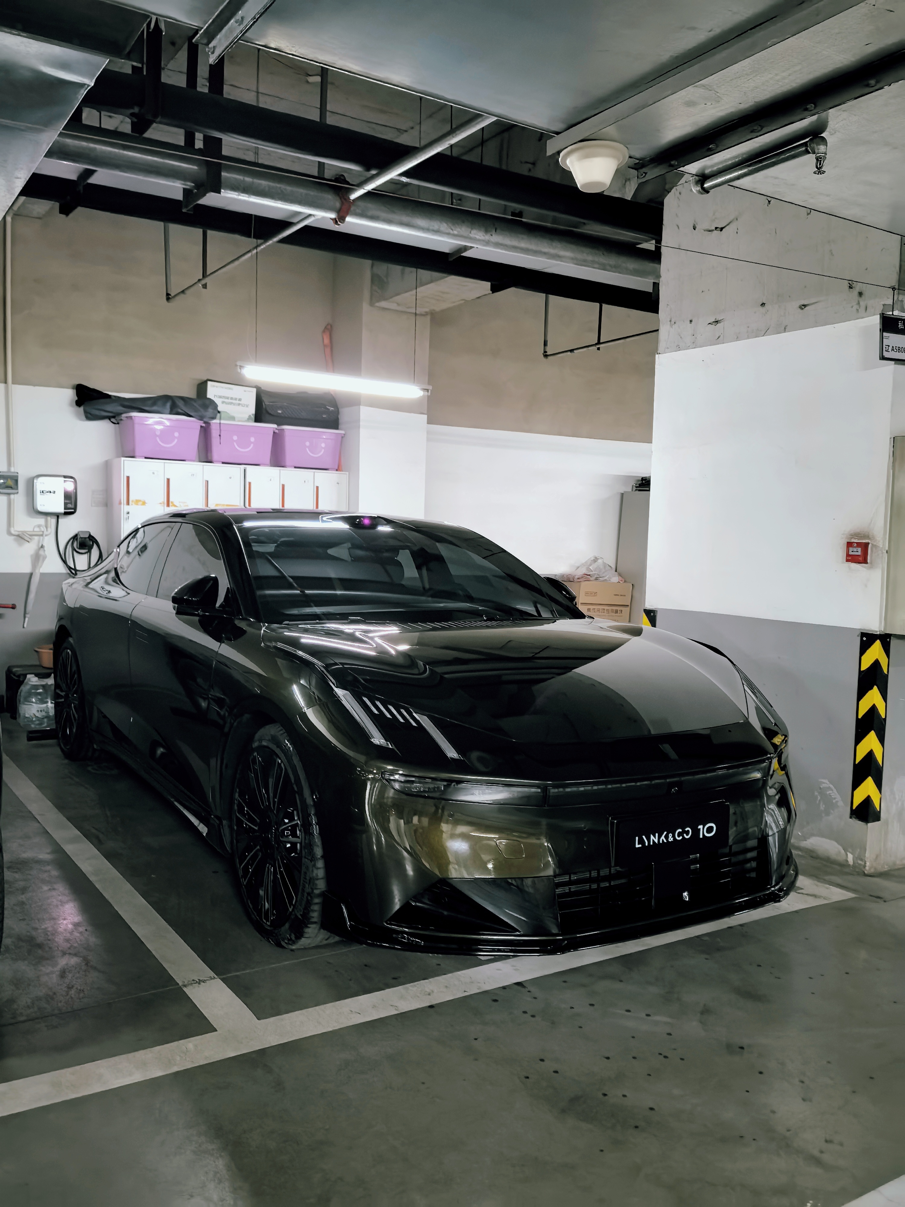 这几天试试这台领克10 EM-P，还得是原创设计，看着舒服，心安理得。 