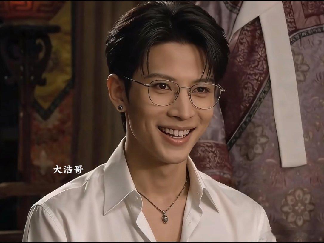 华妃和宜修一个比一个帅 男嬛传