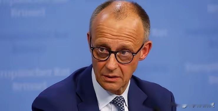 德国总理默茨已到达北京，他今天用中文发文说：“柏林与北京相隔近7500公里。多年