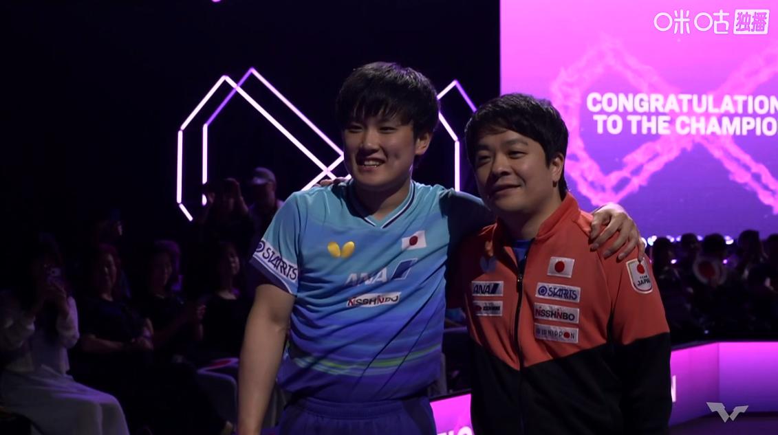 张本智和4-1拿下吴晙诚的时候，大家注意到岸川圣也的表情了吗？

是一种久旱逢甘