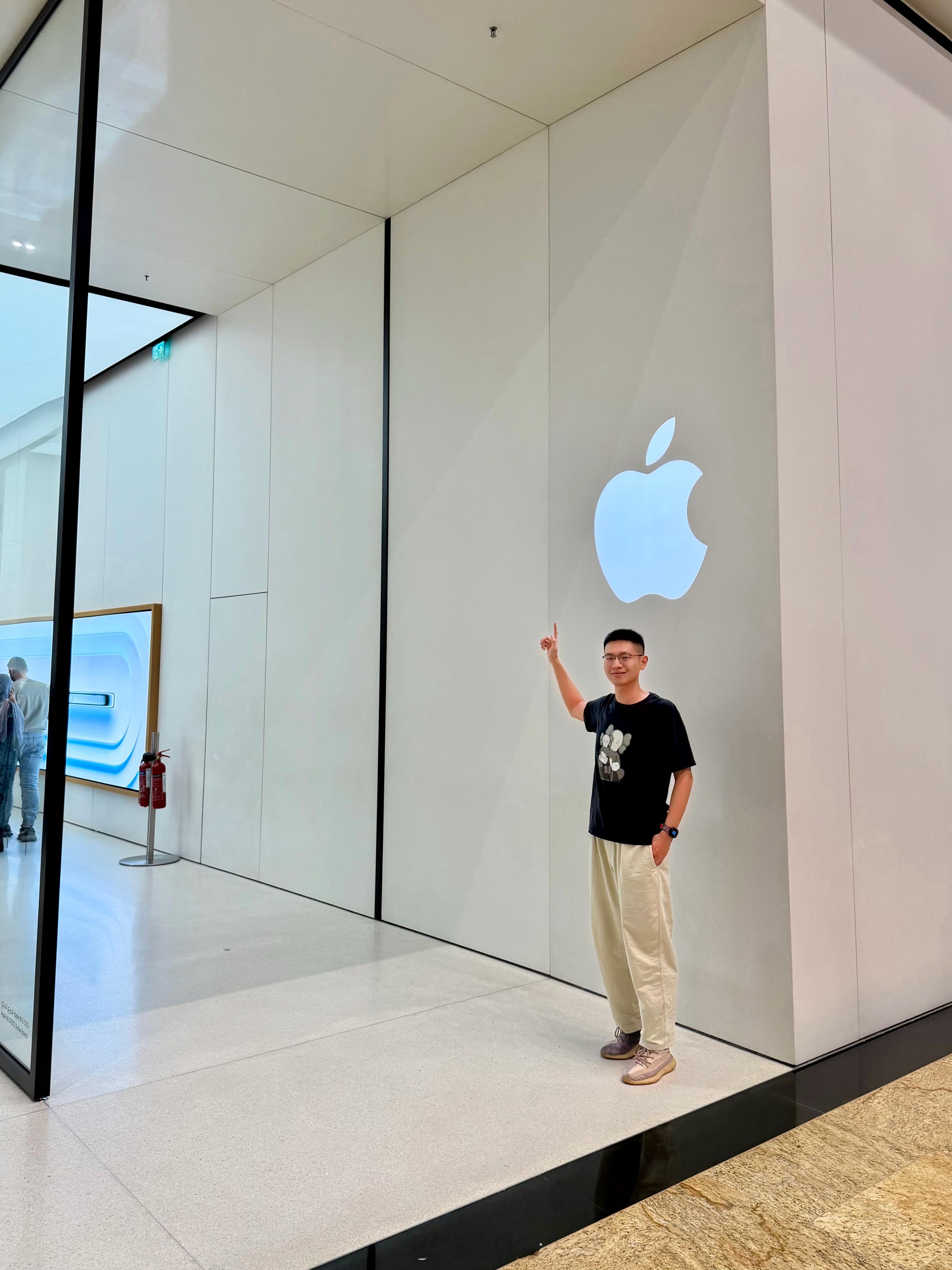 R596| 迪拜Apple Mall of the Emirates打卡虽然略逊