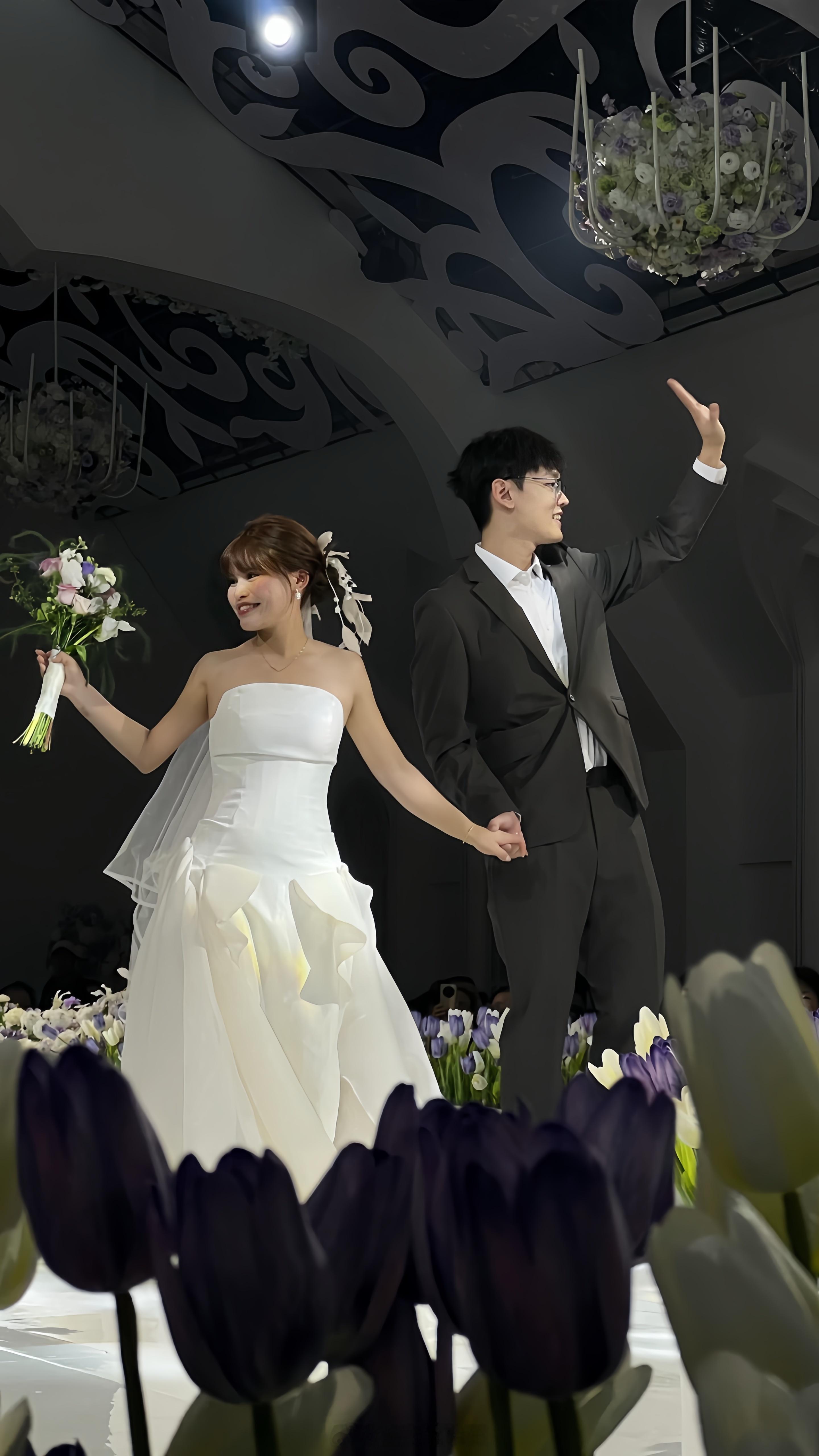 小🈷️🈷️新婚快乐[爱慕] ​​​