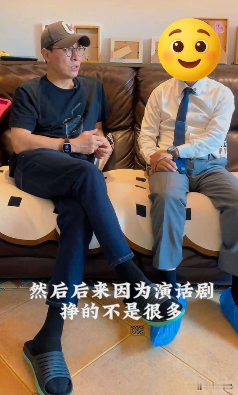 47岁刘德华御用配音，自曝北京169平住房，打算置换新房！
近日，男演员孙大川发