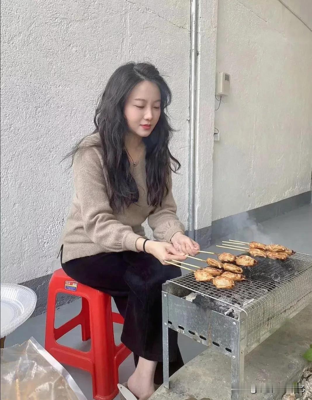 鸡翅烤的真香…