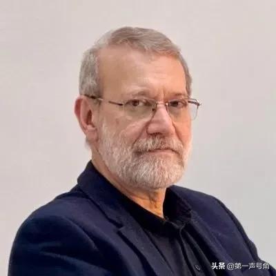 哈梅内伊指定的“战时接班人”拉里贾尼刚刚（北京时间3月1日17:20）写道：“昨