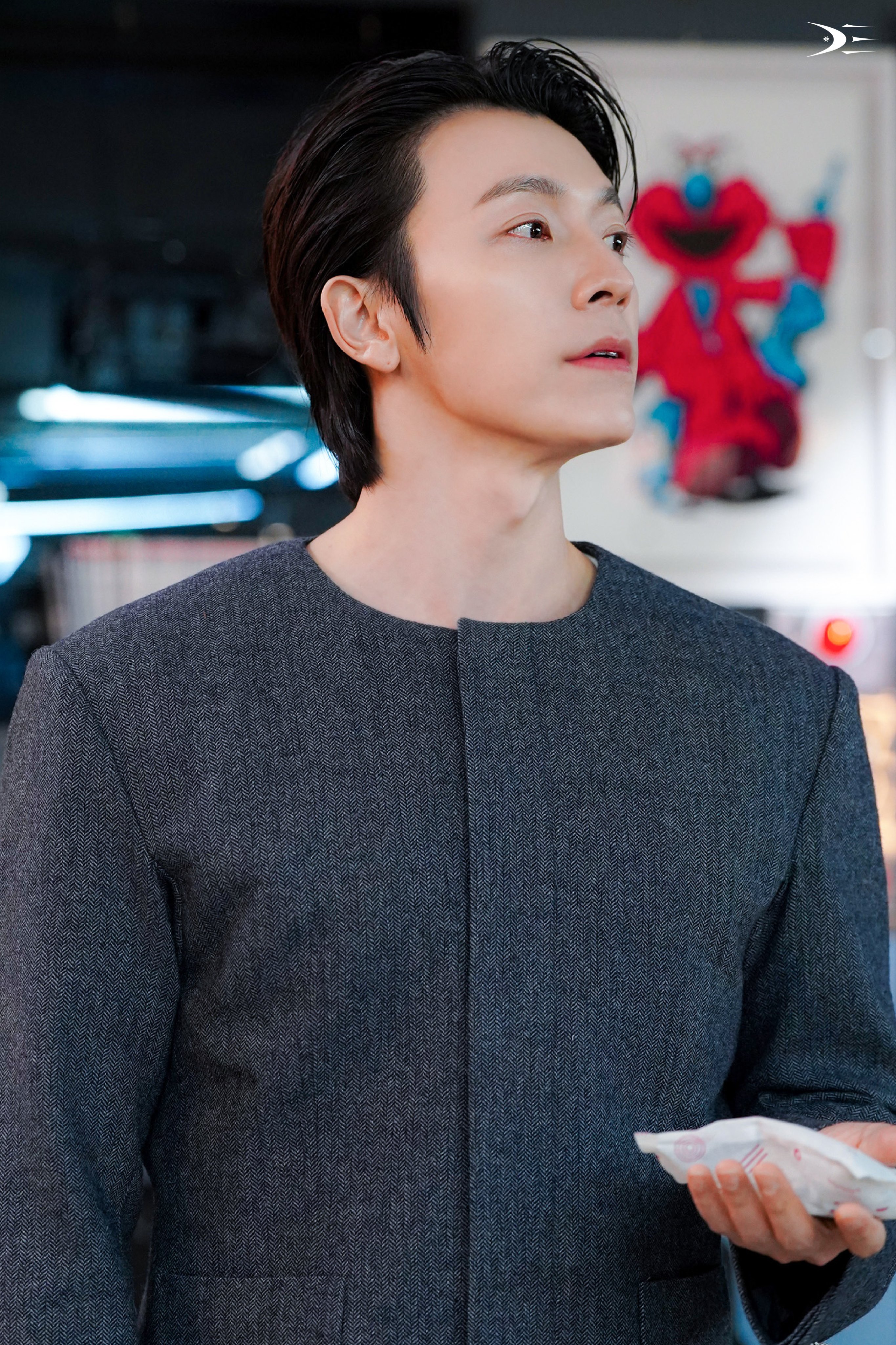 “CB百蓝_。260507 D&E official更新李东海 相关：[📸]D