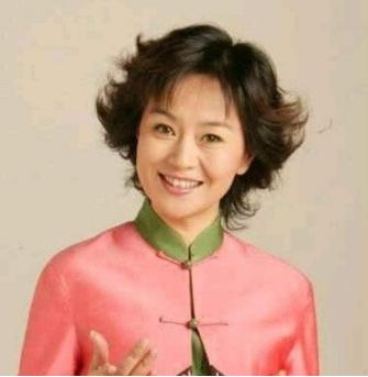 [浮云]1999年，鞠萍向丈夫提出了离婚，丈夫同意离婚，却让她二选一，孩子和财产