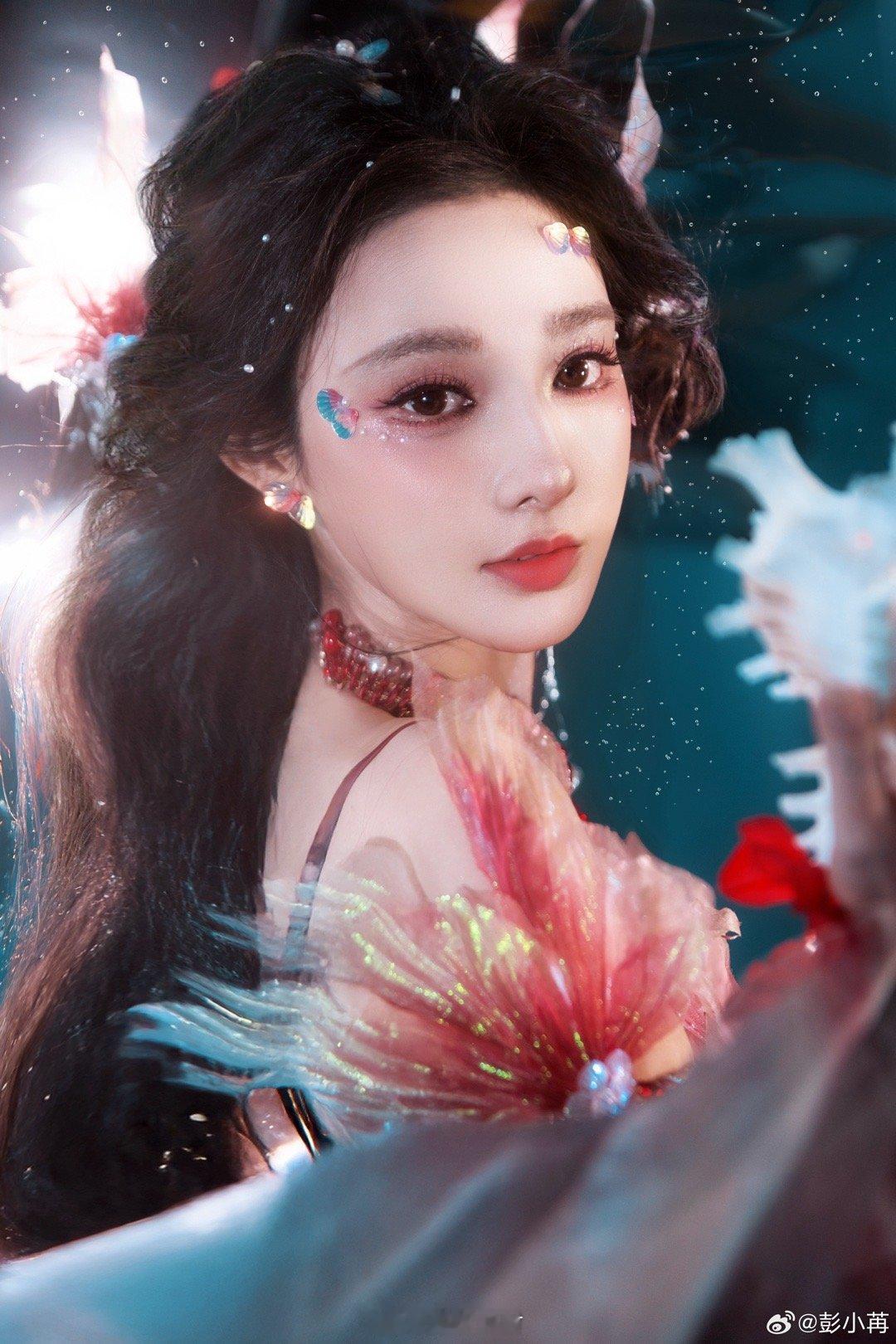 彭小苒[心][心][心][色][色][色][色][色][色][舔屏]彭小苒[超话