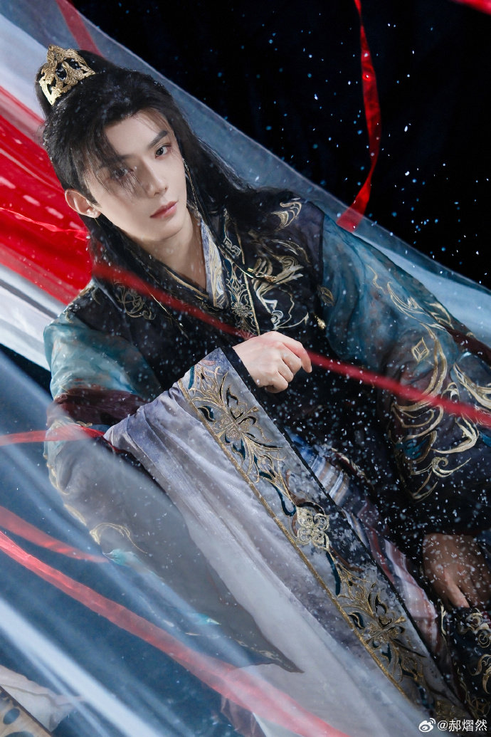 郝熠然百万福利 郝熠然古风写真 救命救命，怎么可以这么帅 