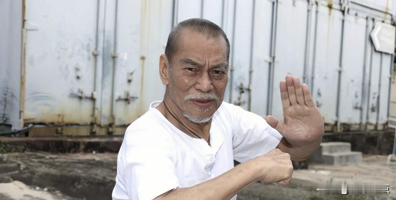 80岁武打巨星突去世，一个月前还在喝茶，最后一面成永恒
2026年9月2号，香港