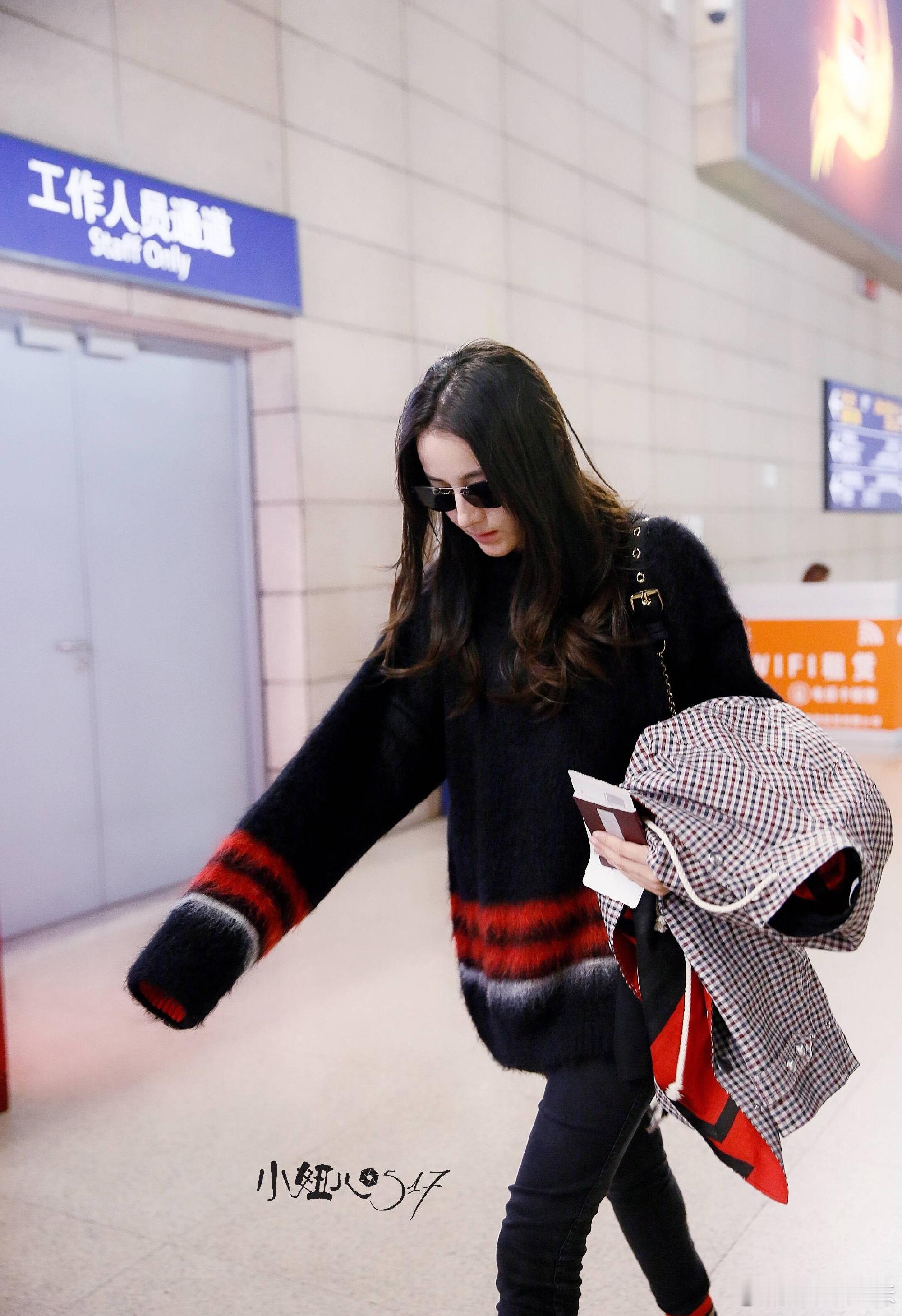 迪丽热巴迪丽热巴来培养死士了dlrb迪丽热巴卫蓝 dlrb迪丽热巴功夫女足 保持