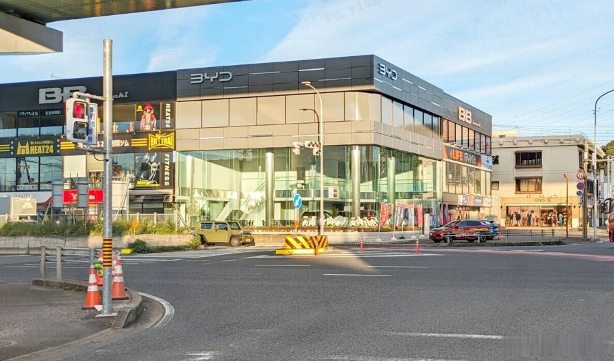 比亚迪日本市场逆势狂飙，中国车企"技术出海"有多硬核，自身技术优势的加持，在日系