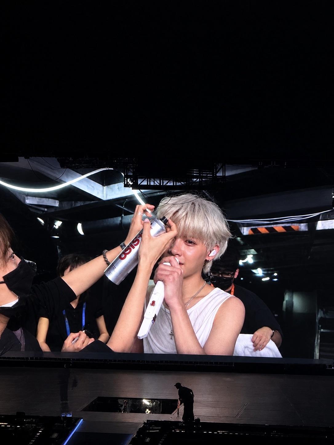 完全就是大屏的神黄明昊 ​​​
